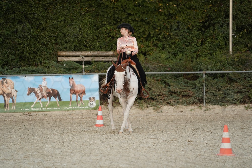 s_A_907005.JPG
